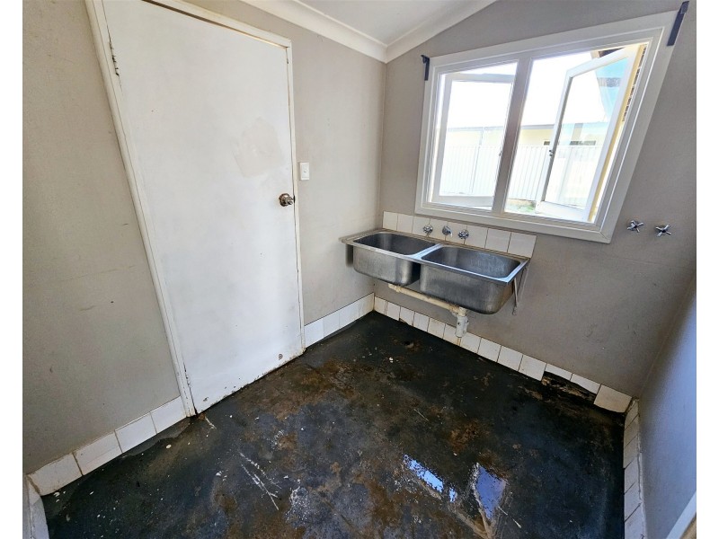 5 Morgans Street, Laverton WA 6440