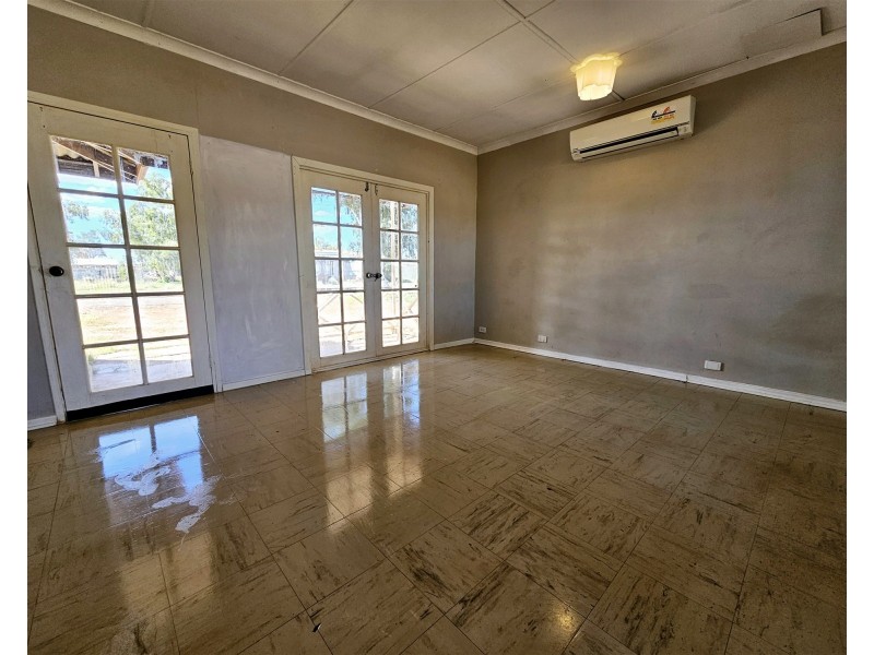 5 Morgans Street, Laverton WA 6440