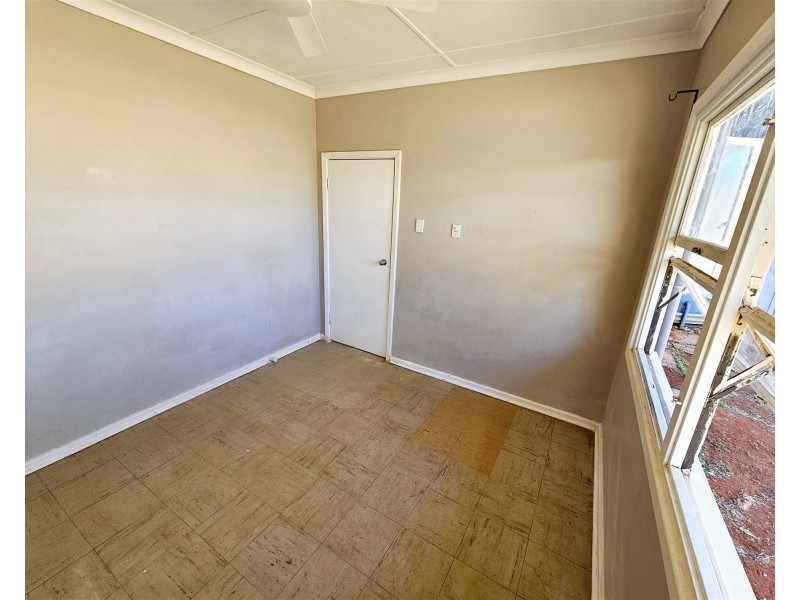 5 Morgans Street, Laverton WA 6440