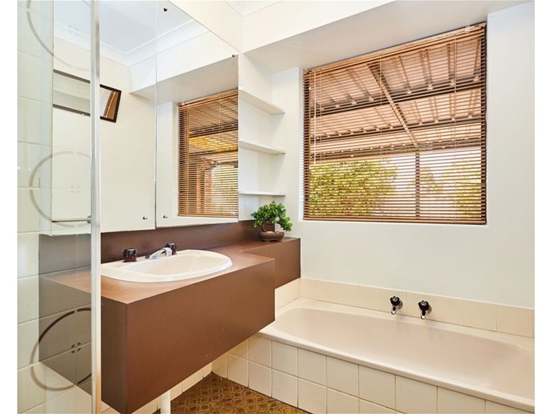 4 Moorhen Drive, Yangebup WA 6164
