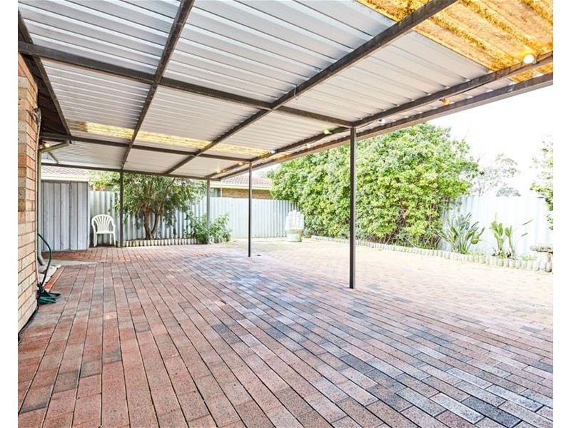 4 Moorhen Drive, Yangebup WA 6164