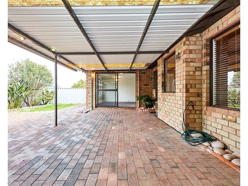 4 Moorhen Drive, Yangebup WA 6164