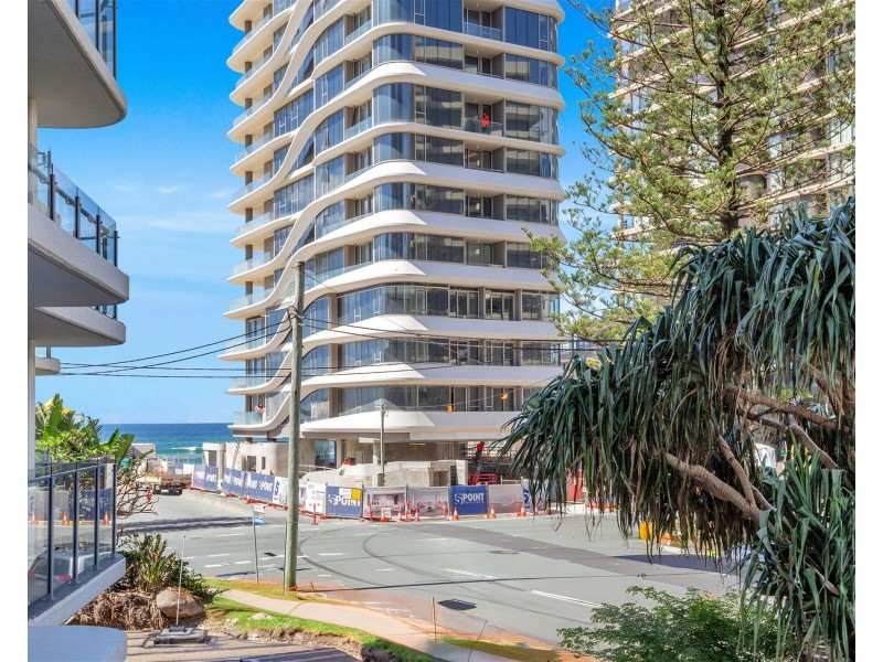 2D/3540 Main Beach Parade, Main Beach QLD 4217