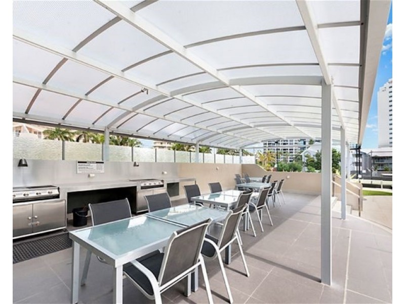 2D/3540 Main Beach Parade, Main Beach QLD 4217