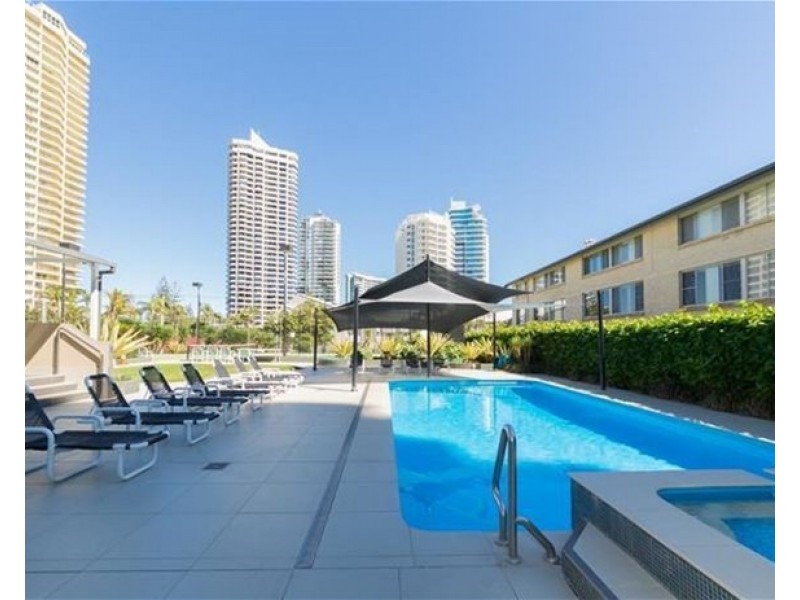 2D/3540 Main Beach Parade, Main Beach QLD 4217