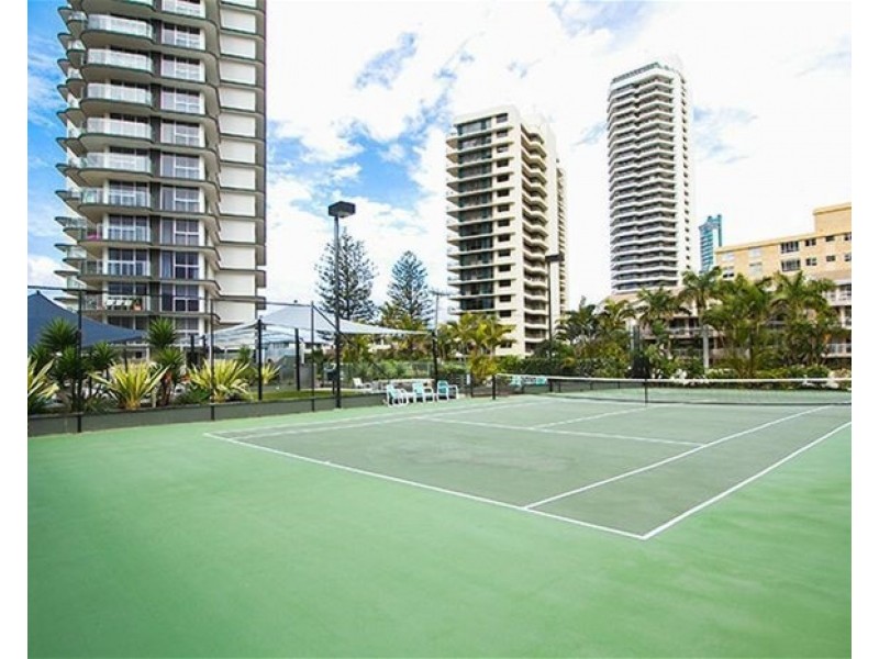 2D/3540 Main Beach Parade, Main Beach QLD 4217