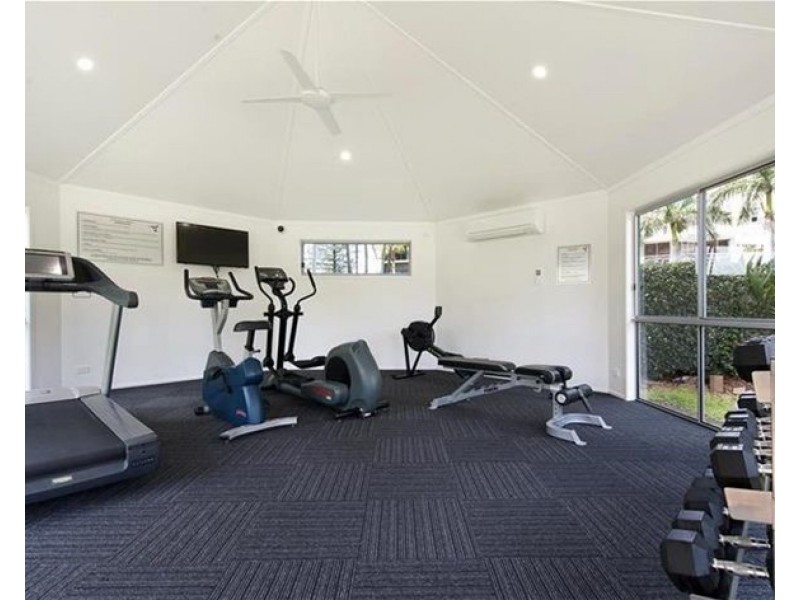 2D/3540 Main Beach Parade, Main Beach QLD 4217