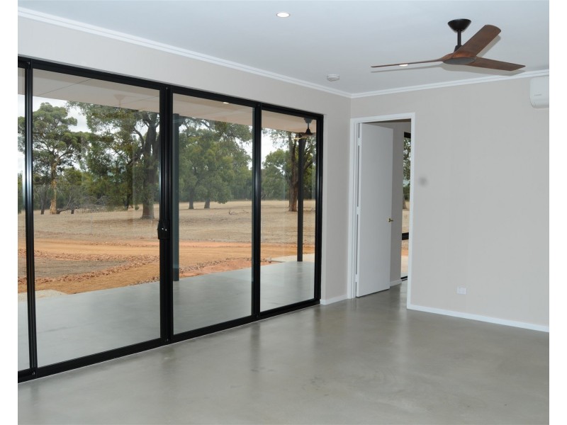 6300 Bailup Road, Bailup WA 6082