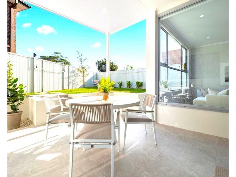 9 – 9A Kenny Avenue, Chifley NSW 2036