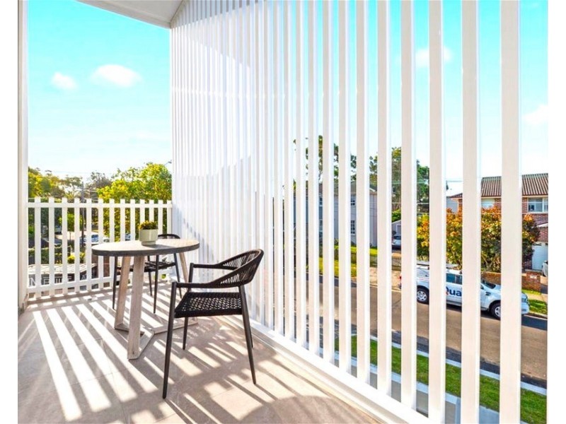 9 – 9A Kenny Avenue, Chifley NSW 2036