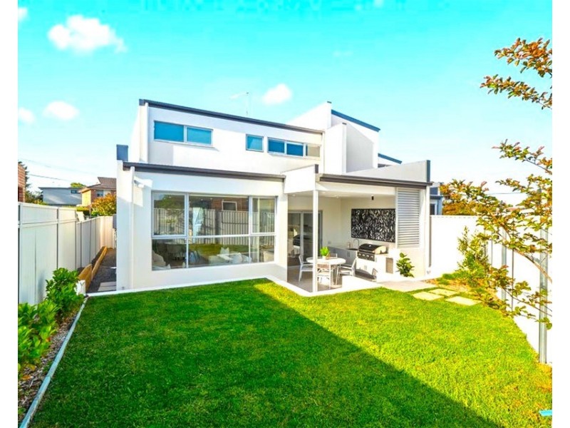 9 – 9A Kenny Avenue, Chifley NSW 2036