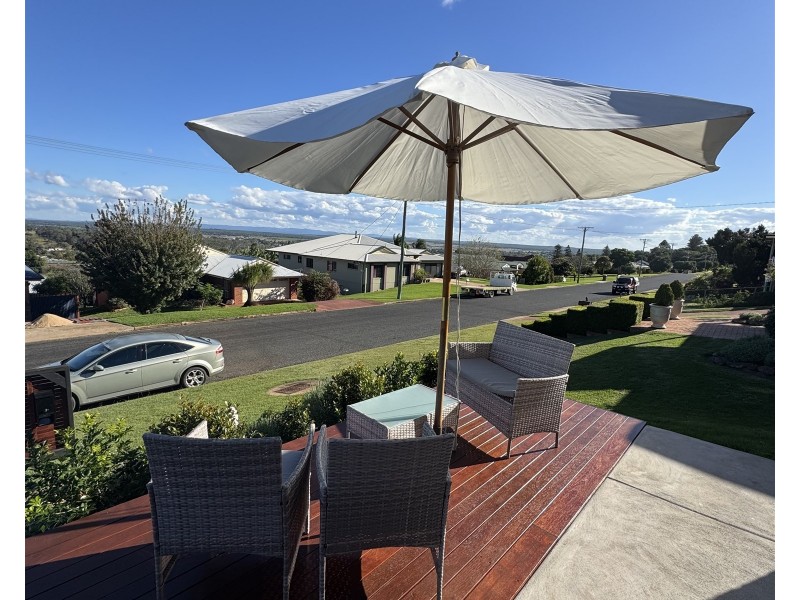 20 Adermann Drive, Kingaroy QLD 4610