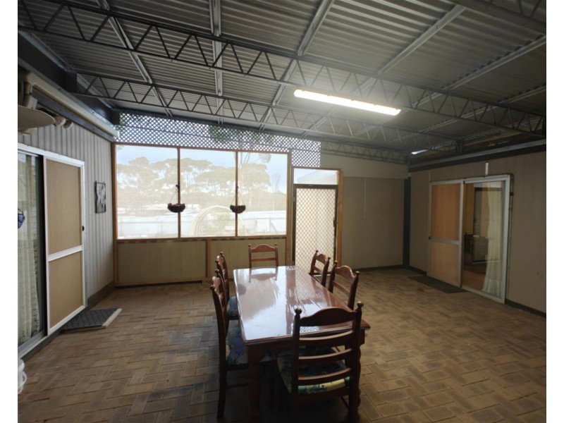 18 Oxide Street, Marvel Loch WA 6426