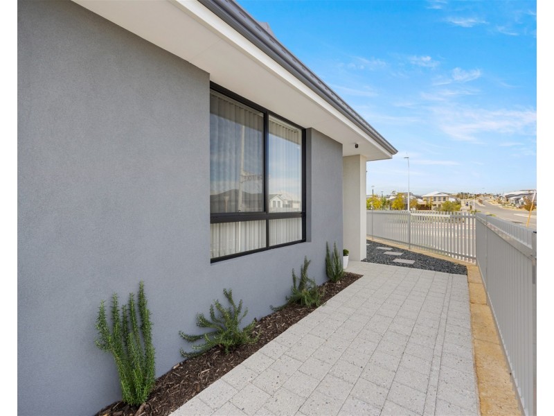 320  Whadjuk Road, Hammond Park WA 6164