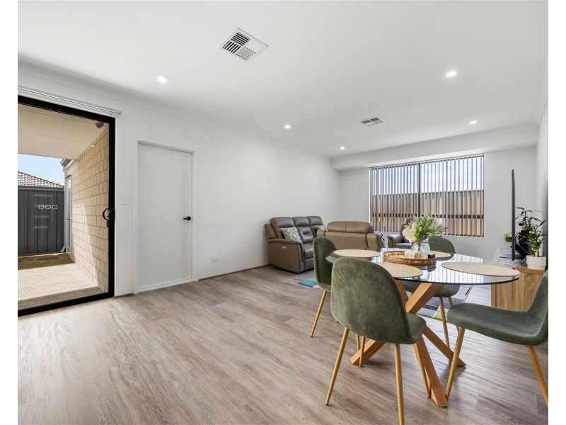 320  Whadjuk Road, Hammond Park WA 6164