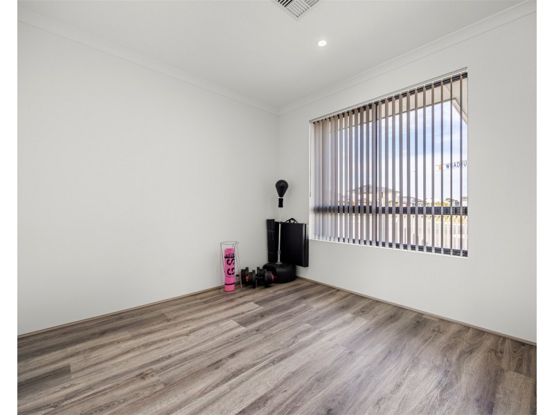 320  Whadjuk Road, Hammond Park WA 6164