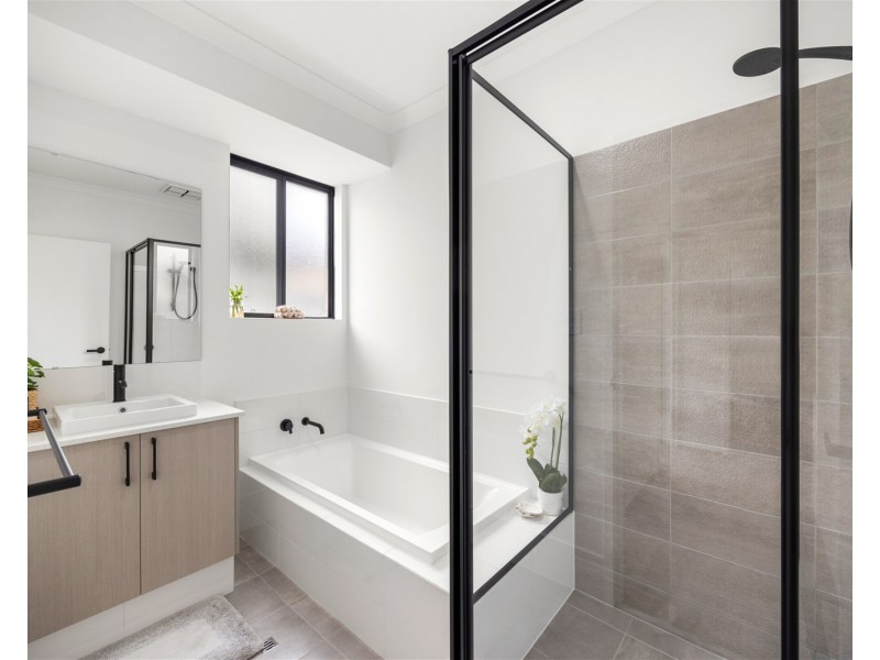 320  Whadjuk Road, Hammond Park WA 6164