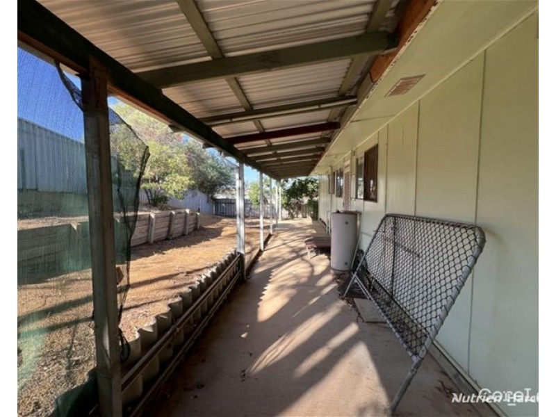 33A Taurus Street, Southern Cross WA 6426