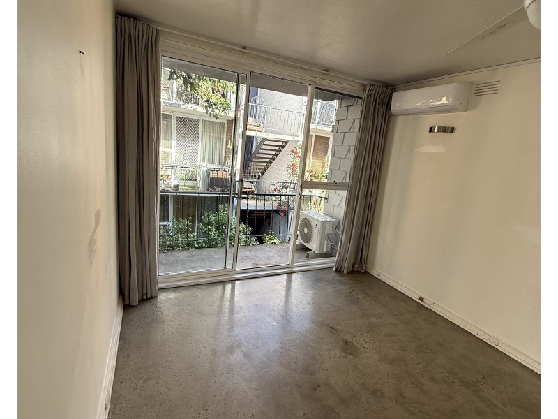 22/25 Robe, St Kilda VIC 3182