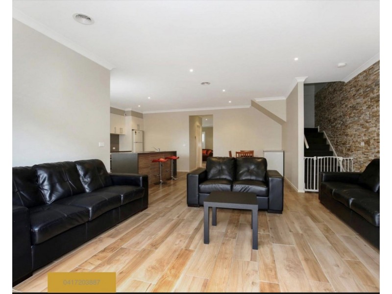 10 Pin Oak Mews, Epping VIC 3076