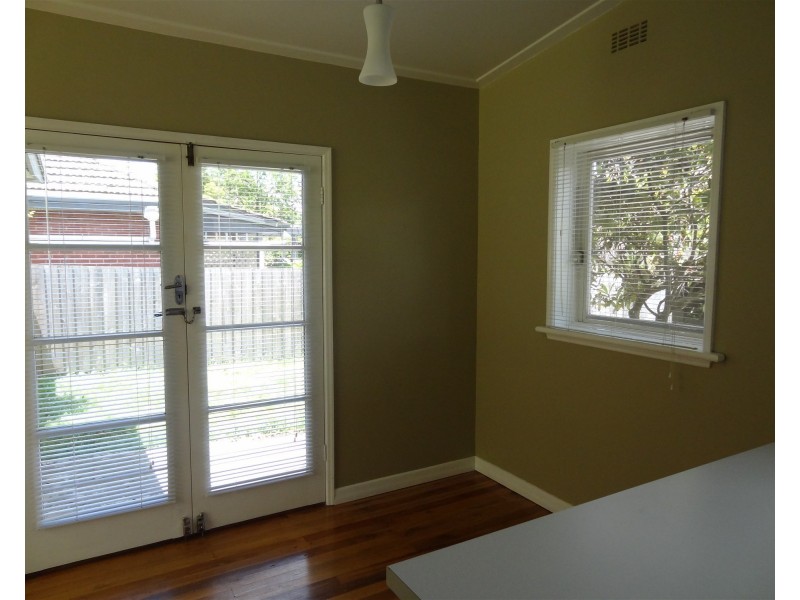 42 Lucknow, Mitcham VIC 3132