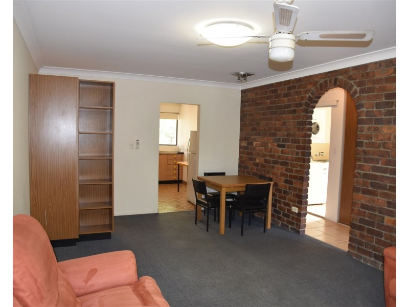 5/24 Underhill Av, Indooroopilly QLD 4068