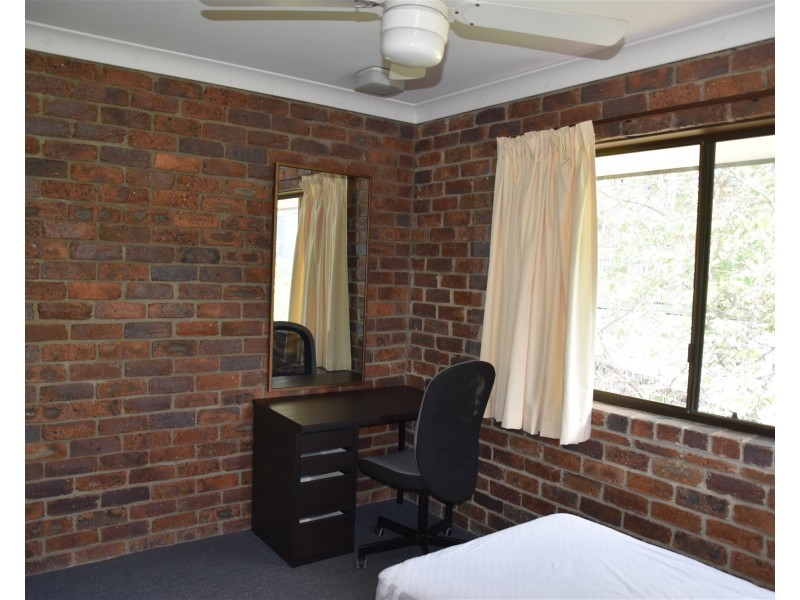 5/24 Underhill Av, Indooroopilly QLD 4068