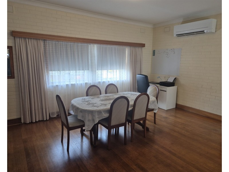 19 LAWSON STREET, Victor Harbor SA 5211