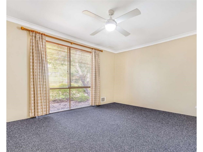 8 Bonneville way, Joondalup WA 6027