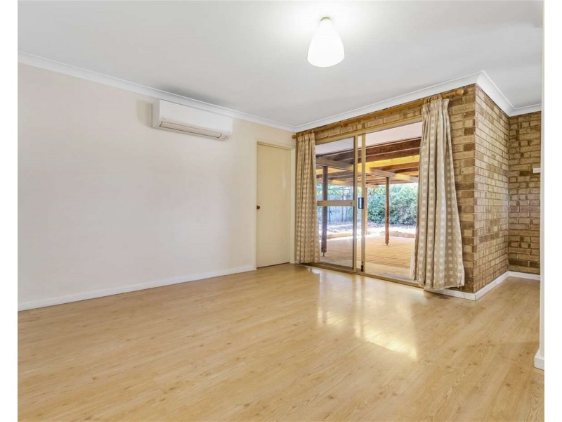 8 Bonneville way, Joondalup WA 6027