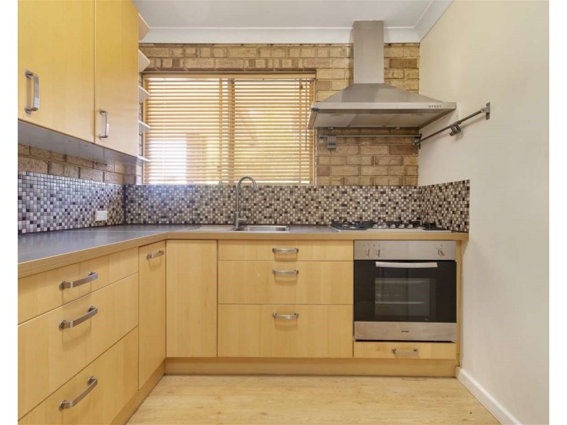 8 Bonneville way, Joondalup WA 6027