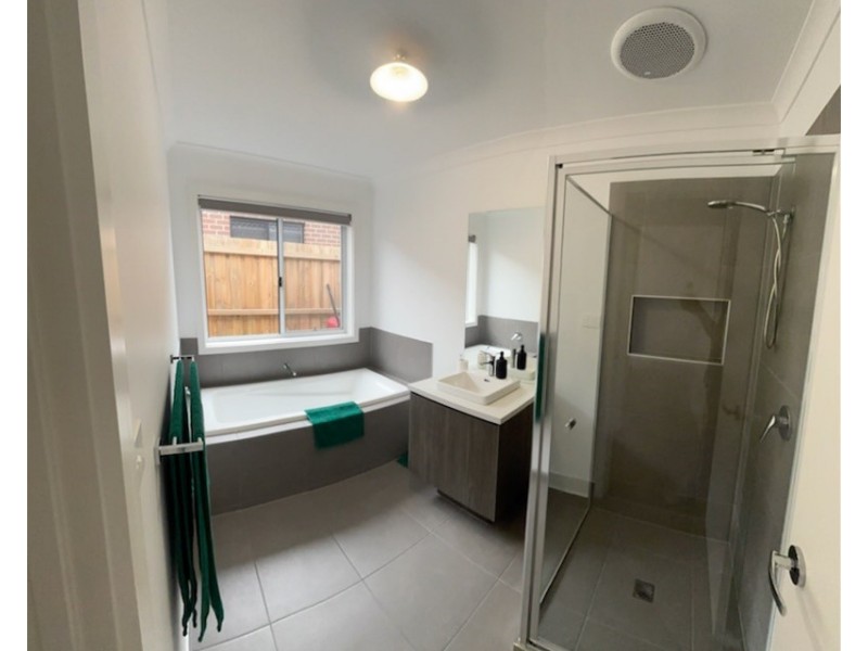 18 Angophora crt, Lucknow VIC 3875