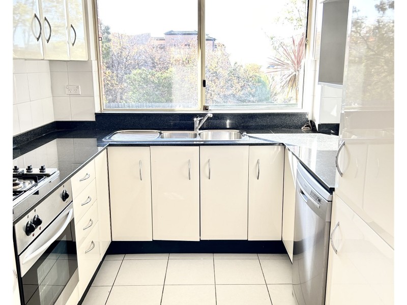 12/6-12 Mansfield Avenue, Caringbah NSW 2229