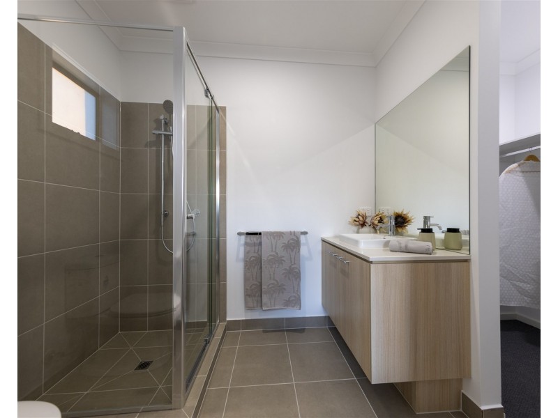 3 Upham Way, Donnybrook VIC 3064