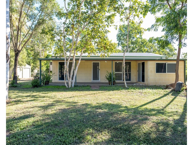 235 Kelso Drive, Kelso QLD 4815