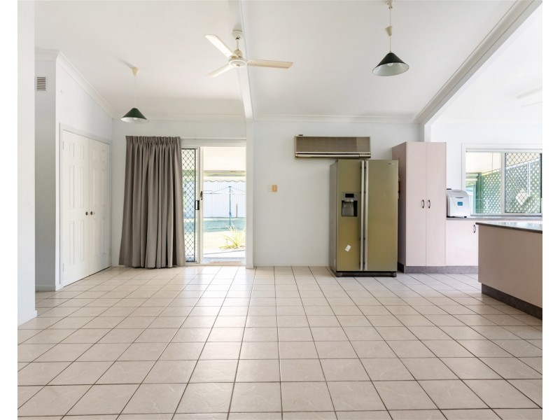 235 Kelso Drive, Kelso QLD 4815