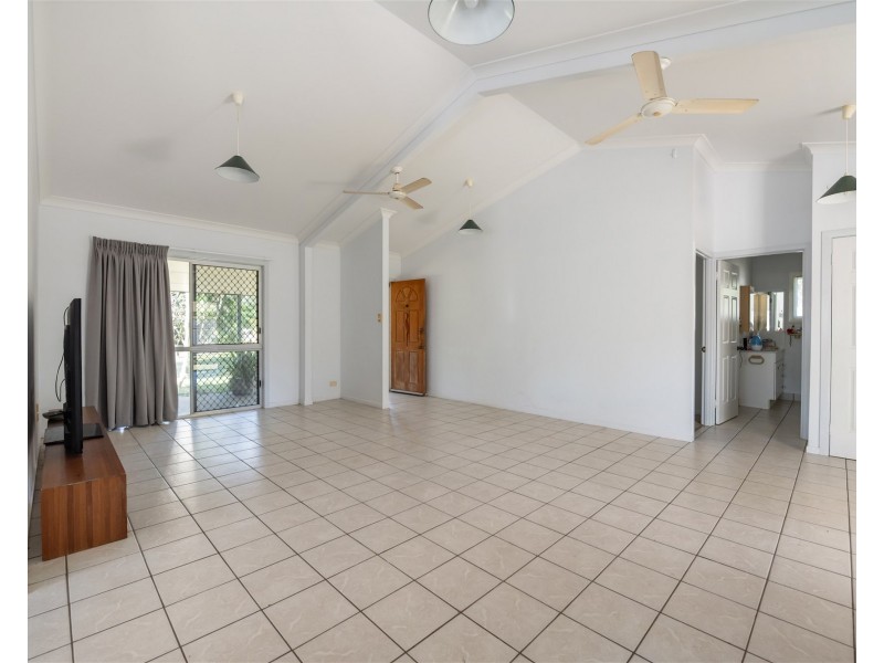 235 Kelso Drive, Kelso QLD 4815