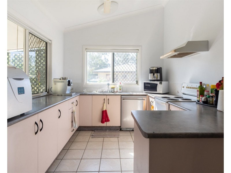 235 Kelso Drive, Kelso QLD 4815