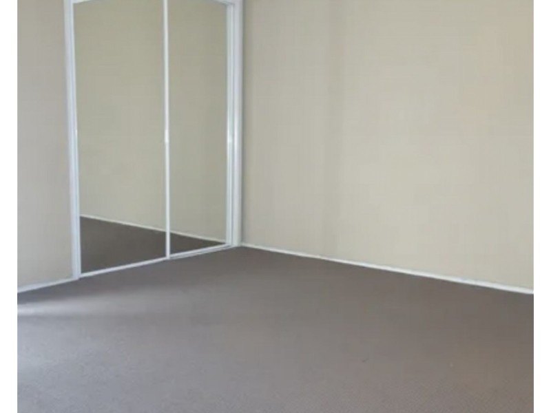 2/6 Harvey Court, Labrador QLD 4215