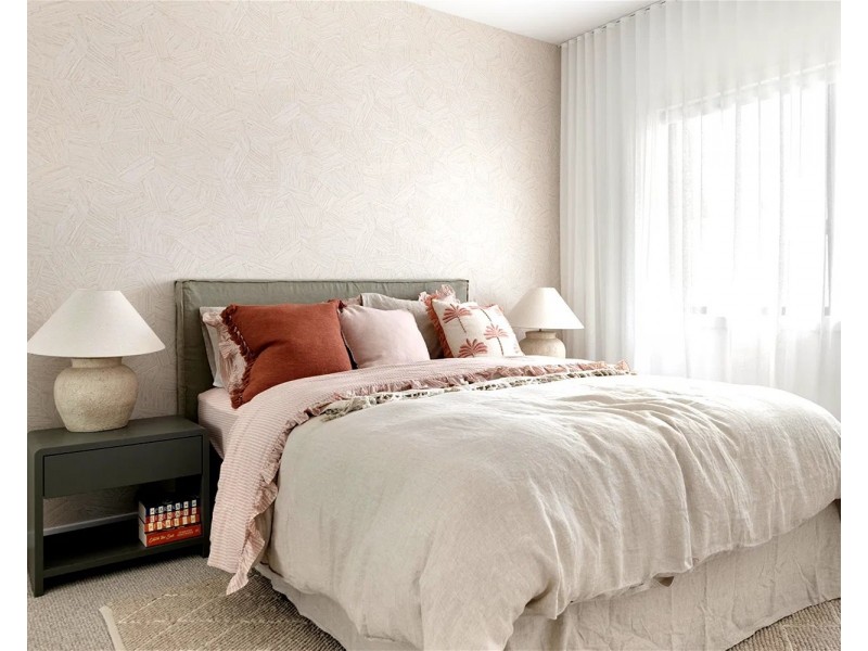 4  Himalaya Street, Mermaid Waters QLD 4218