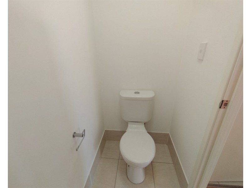 15 Girraween Lane, Fitzgibbon QLD 4018