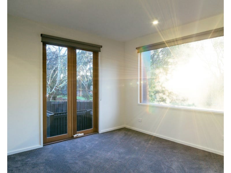 3/12 Essex Street, Glen Iris VIC 3146