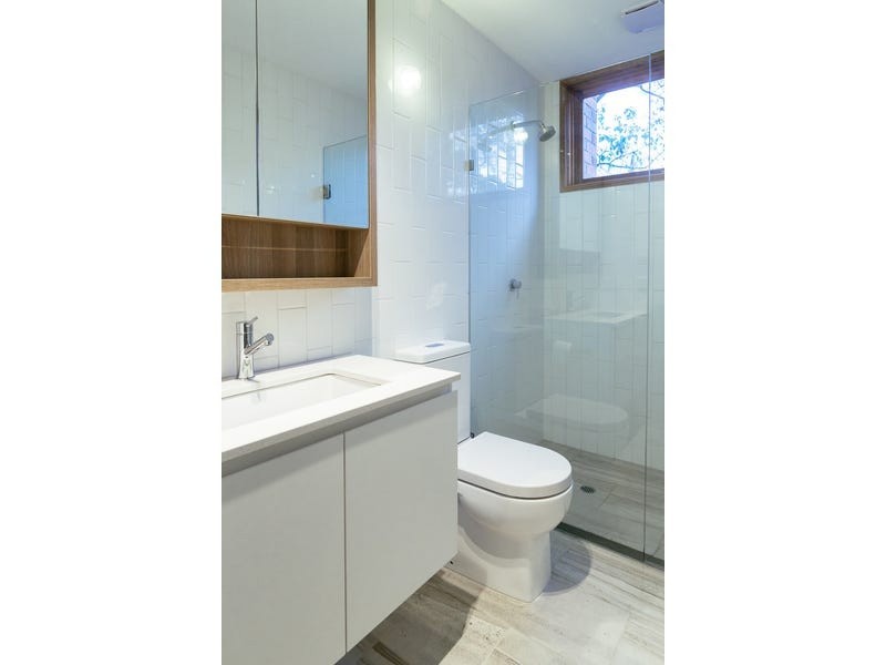 3/12 Essex Street, Glen Iris VIC 3146