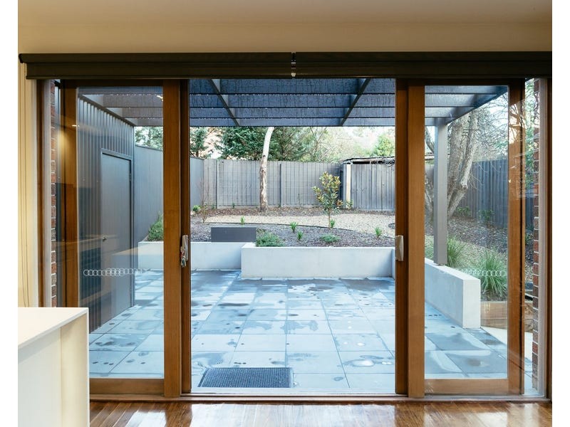 3/12 Essex Street, Glen Iris VIC 3146