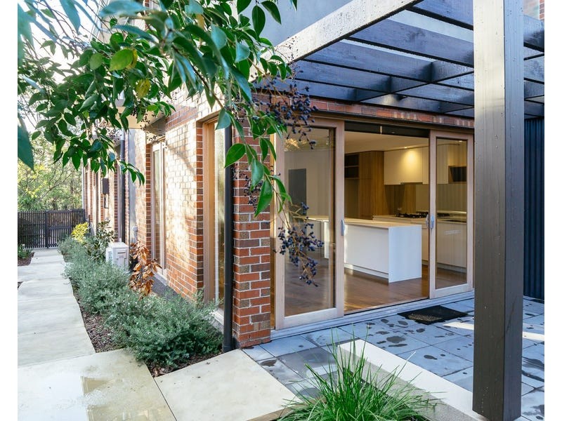3/12 Essex Street, Glen Iris VIC 3146