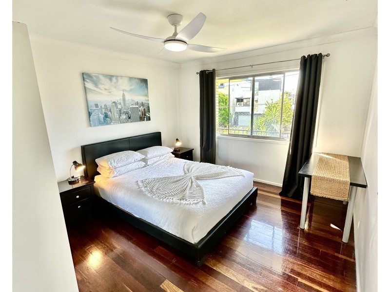 158 Riding Road, Balmoral QLD 4171