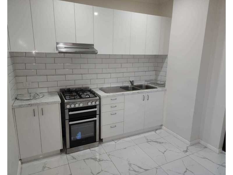 2/53 Tram Road, Doncaster VIC 3108