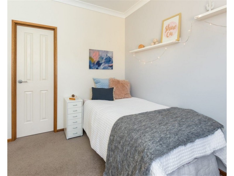 19 Jendarra Court, Swanport SA 5253