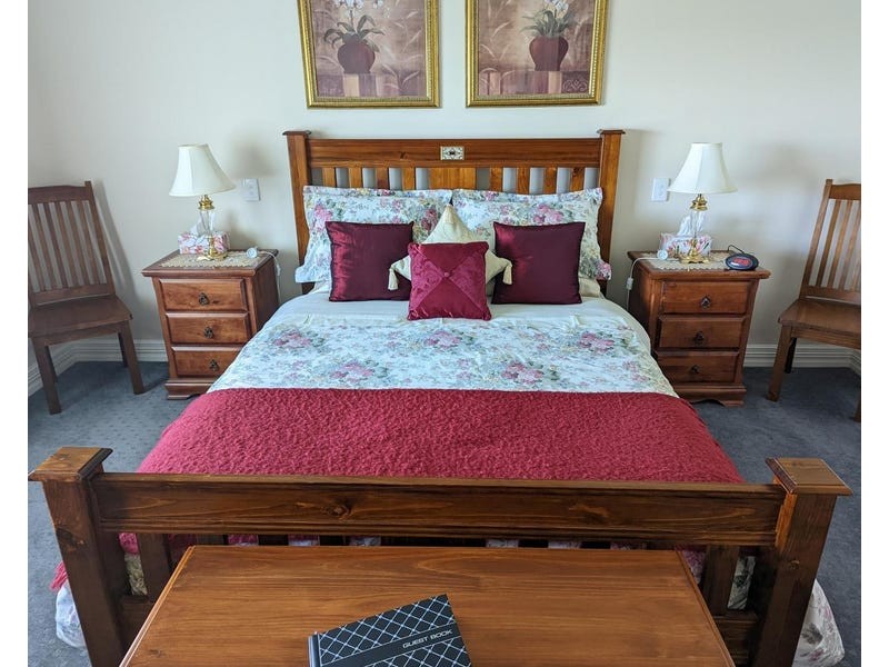 1/77 Leslie Road, Gisborne VIC 3437