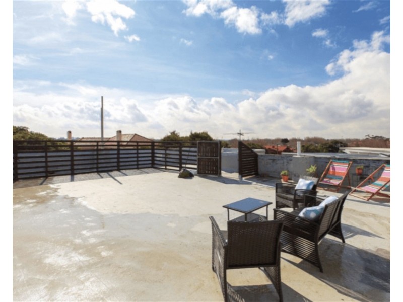 19/400 Barkley street, Elwood VIC 3184